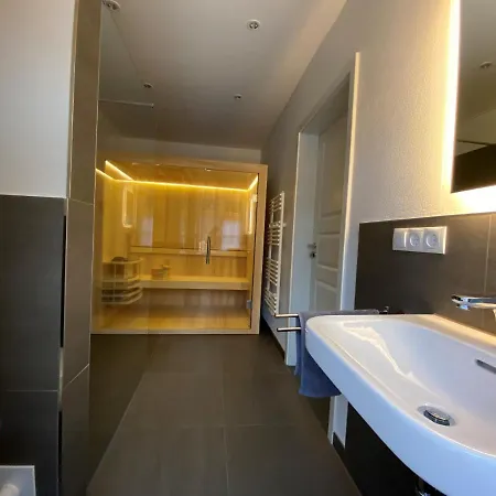 Forsthaus Zartwitzer Hütte * Rechlin