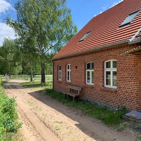 Forsthaus Zartwitzer Hütte *