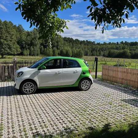 Forsthaus Zartwitzer Hütte *